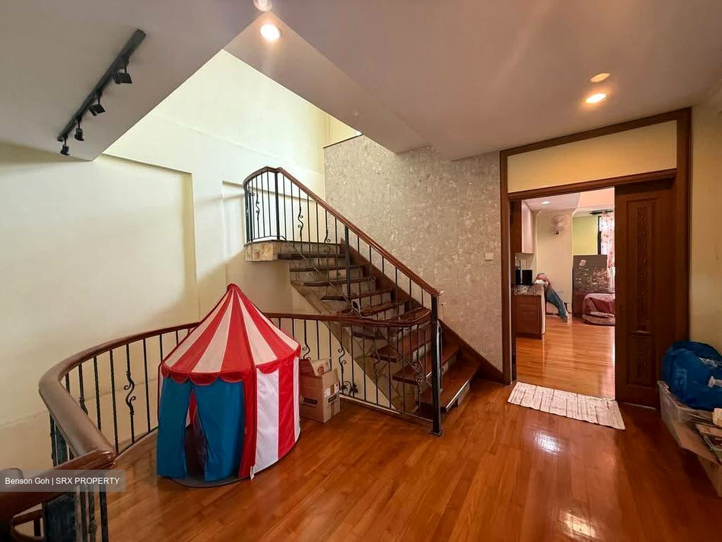 Serangoon Garden Estate (D19), Semi-Detached #627860661